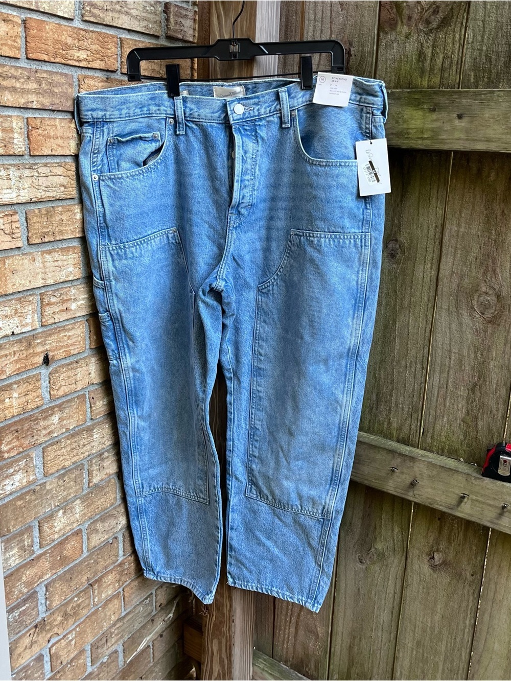 Women's Mid-Rise Painter Boyfriend Jeans - Universal Thread Light Wash - Picture 2 of 4